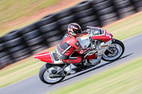 enduro-digital-images;event-digital-images;eventdigitalimages;mallory-park;mallory-park-photographs;mallory-park-trackday;mallory-park-trackday-photographs;no-limits-trackdays;peter-wileman-photography;racing-digital-images;trackday-digital-images;trackday-photos